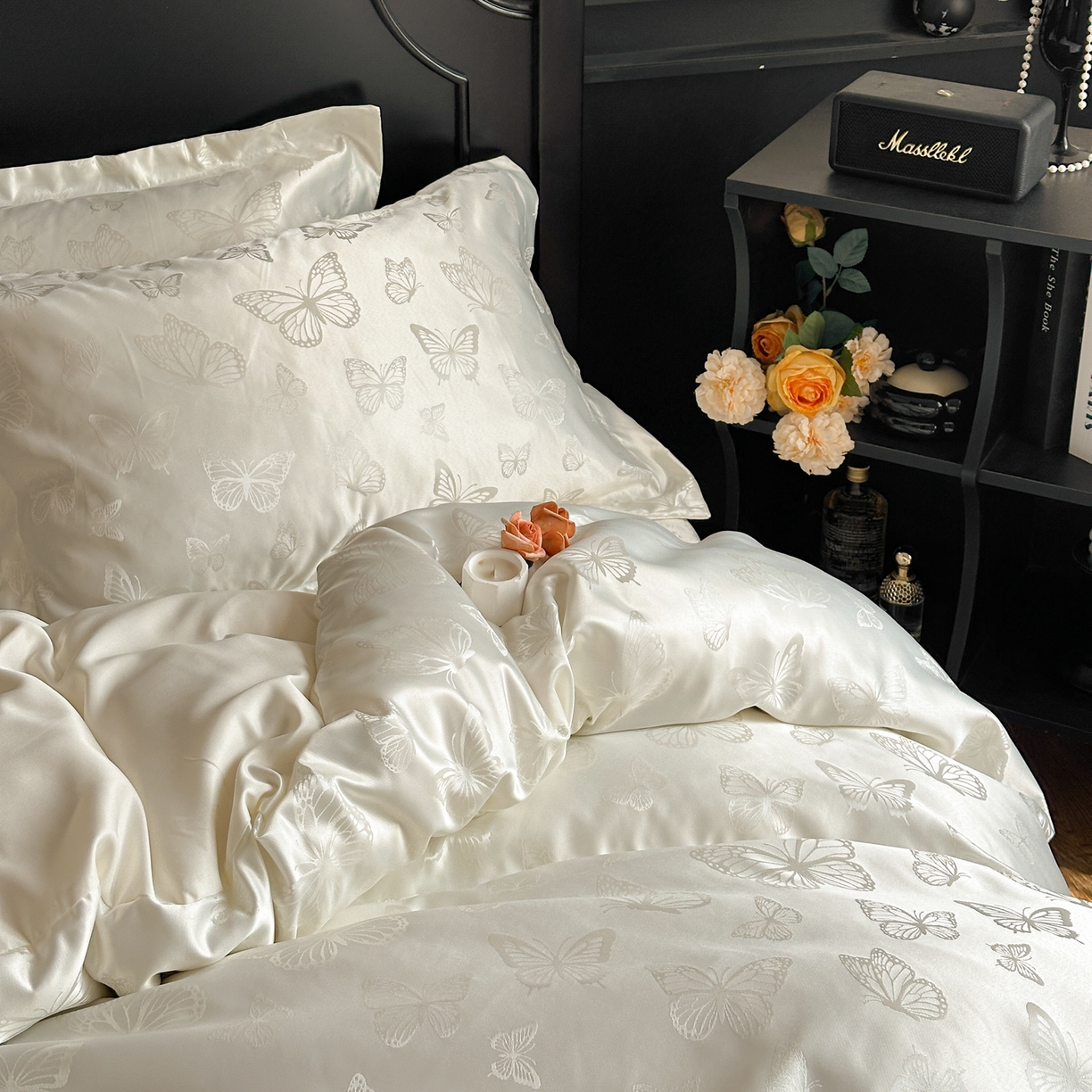 91家纺网 家纺一手货源 找家纺 提花大世界 2026新款简奢被套款水洗真丝天丝提花丝滑床单床盖四件套 谍影流光-月光白