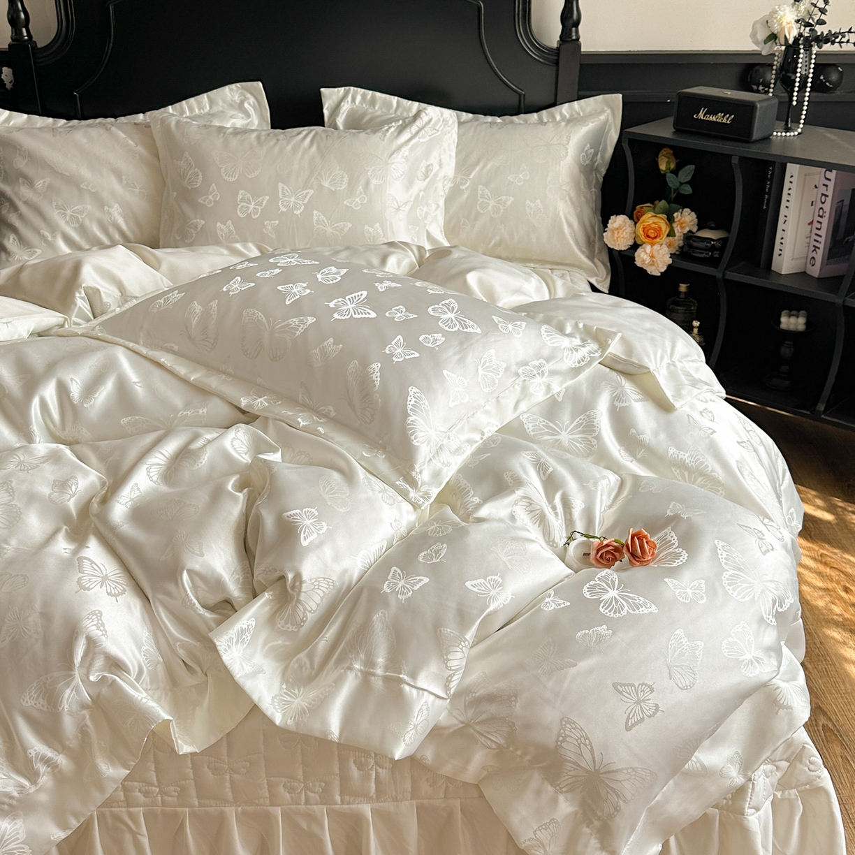 91家纺网 家纺一手货源 找家纺 提花大世界 2026新款简奢被套款水洗真丝天丝提花丝滑床单床盖四件套 谍影流光-月光白