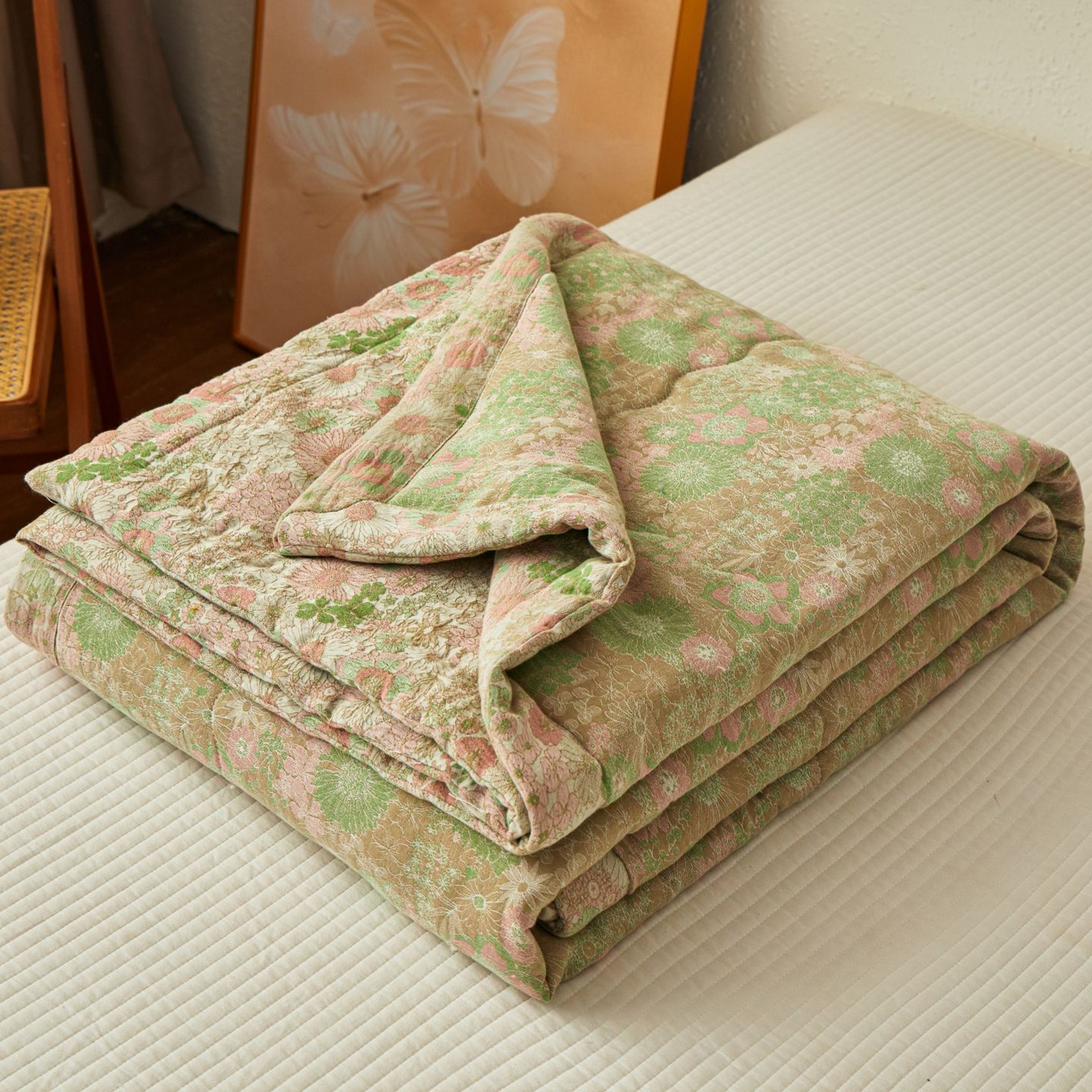 91家纺网 家纺一手货源 找家纺 睡棉坊 2026新款全棉色织提花双层纱夏被全棉夏凉被里外全棉天然棉花被 山野来信-蜜粉绿