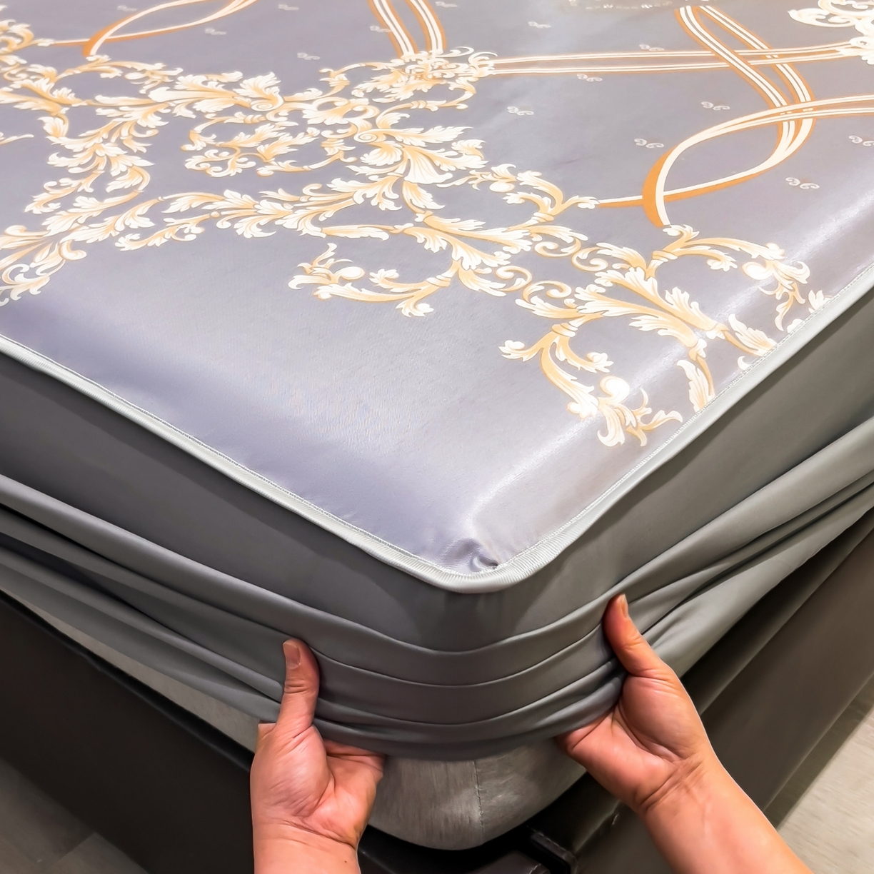 91家纺网 家纺一手货源 找家纺 柏薇 2026新款数码印花超级凉感席床笠款 艾德琳