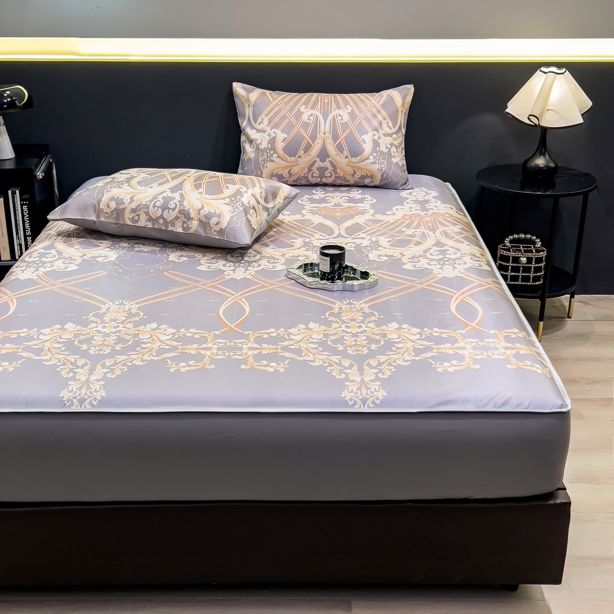 91家纺网 家纺一手货源 找家纺 柏薇 2026新款数码印花超级凉感席床笠款 艾德琳