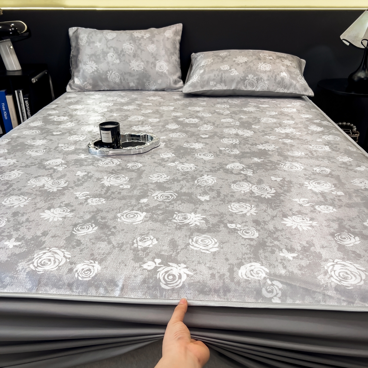 91家纺网 家纺一手货源 找家纺 柏薇 2026新款数码印花超级凉感席床笠款 予光