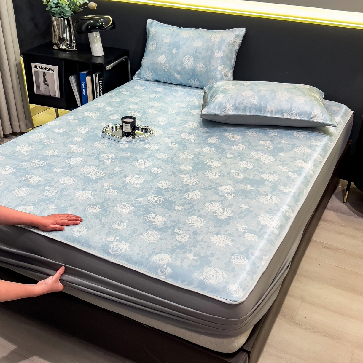 91家纺网 家纺一手货源 找家纺 柏薇 2026新款数码印花超级凉感席床笠款 初墨