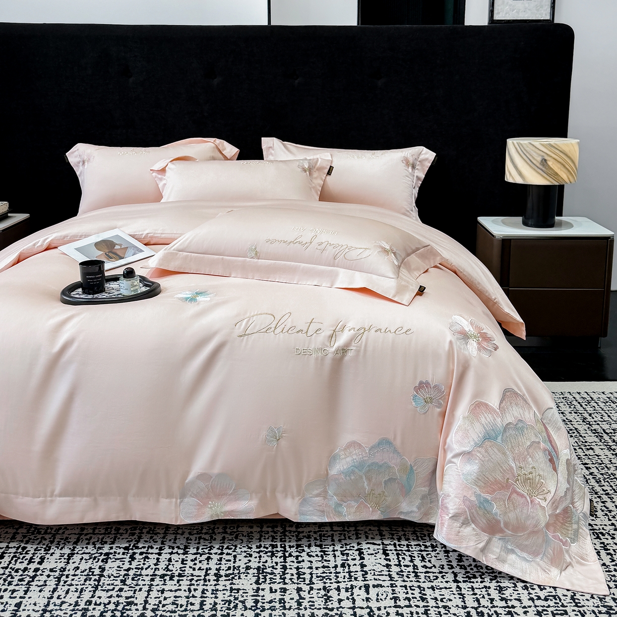 91家纺网 家纺一手货源 找家纺 莱势 2026新品A类50支高密贡缎长绒棉四件套-花枝里系列 花枝里-轻奢粉