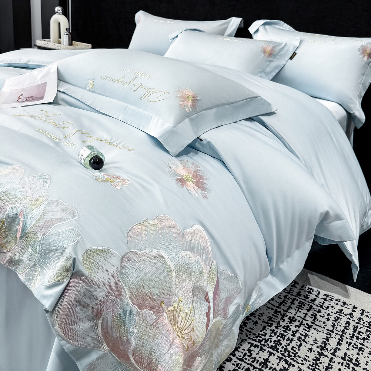 91家纺网 家纺一手货源 找家纺 莱势 2026新品A类50支高密贡缎长绒棉四件套-花枝里系列 花枝里-天空蓝