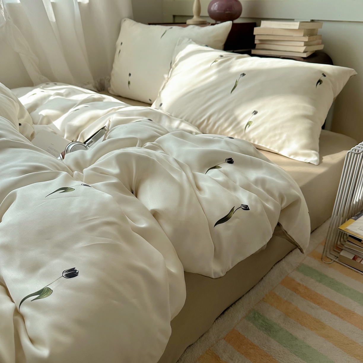 91家纺网 家纺一手货源 找家纺 爱彼家纺 2026新款亲肤印花柔软睡眠床品四件套-冰丝系列 冰丝-奶杏郁金香