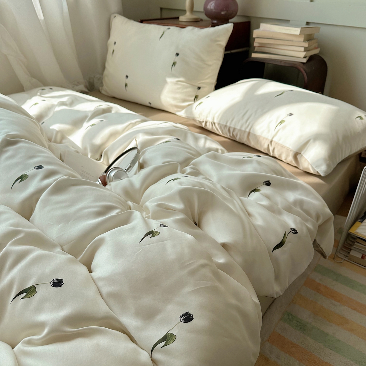 91家纺网 家纺一手货源 找家纺 爱彼家纺 2026新款亲肤印花柔软睡眠床品四件套-冰丝系列 冰丝-奶杏郁金香