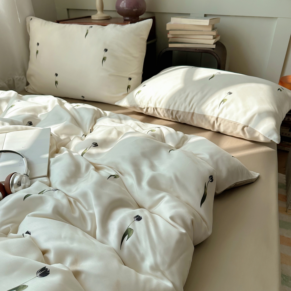 91家纺网 家纺一手货源 找家纺 爱彼家纺 2026新款亲肤印花柔软睡眠床品四件套-冰丝系列 冰丝-奶杏郁金香