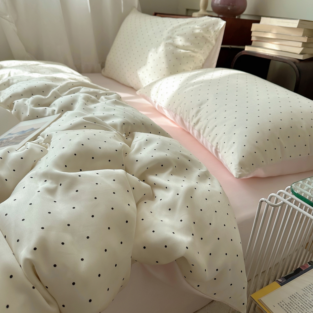 91家纺网 家纺一手货源 找家纺 爱彼家纺 2026新款亲肤印花柔软睡眠床品四件套-冰丝系列 冰丝-奶油粉波点