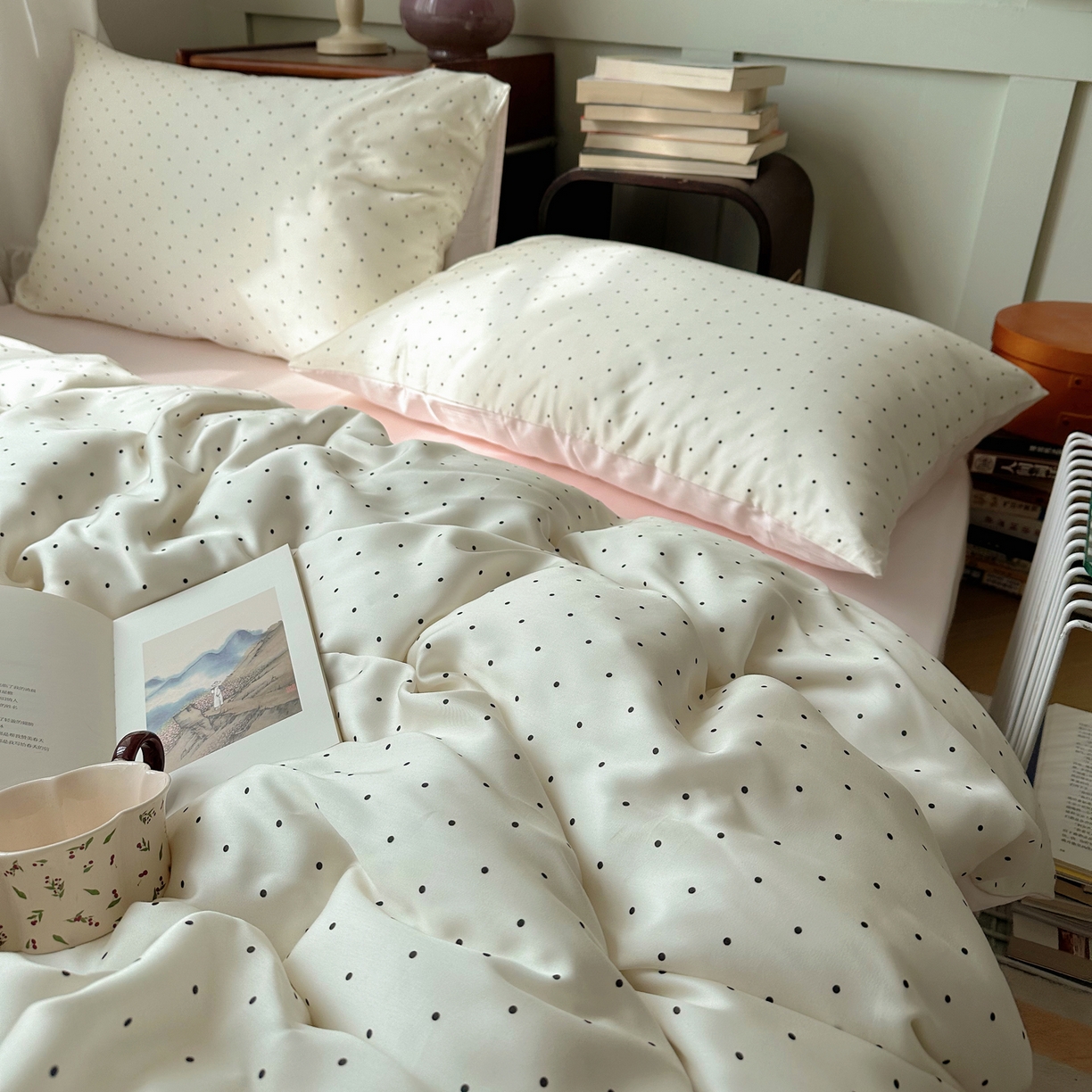 91家纺网 家纺一手货源 找家纺 爱彼家纺 2026新款亲肤印花柔软睡眠床品四件套-冰丝系列 冰丝-奶油粉波点