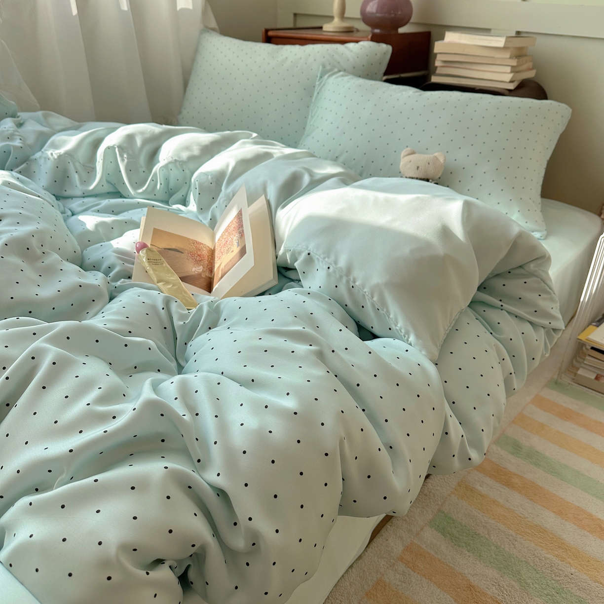 91家纺网 家纺一手货源 找家纺 爱彼家纺 2026新款亲肤印花柔软睡眠床品四件套-冰丝系列 冰丝-青雾波点