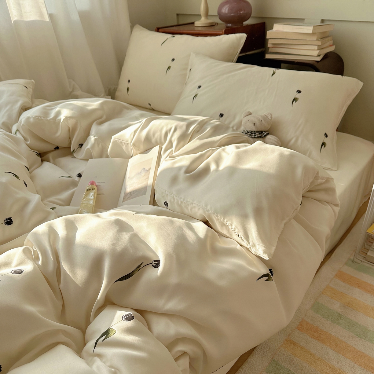 91家纺网 家纺一手货源 找家纺 爱彼家纺 2026新款亲肤印花柔软睡眠床品四件套-冰丝系列 冰丝-夜影郁香