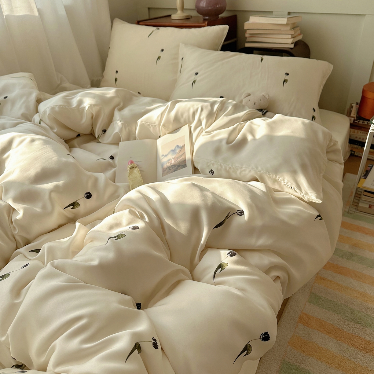 91家纺网 家纺一手货源 找家纺 爱彼家纺 2026新款亲肤印花柔软睡眠床品四件套-冰丝系列 冰丝-夜影郁香