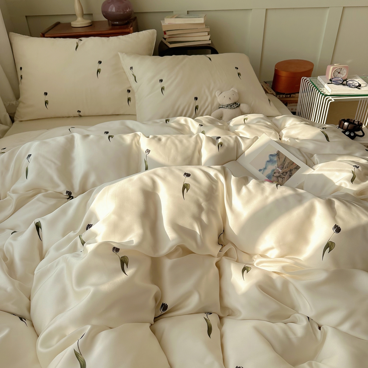 91家纺网 家纺一手货源 找家纺 爱彼家纺 2026新款亲肤印花柔软睡眠床品四件套-冰丝系列 冰丝-夜影郁香