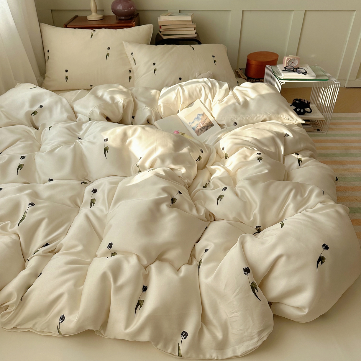 91家纺网 家纺一手货源 找家纺 爱彼家纺 2026新款亲肤印花柔软睡眠床品四件套-冰丝系列 冰丝-夜影郁香