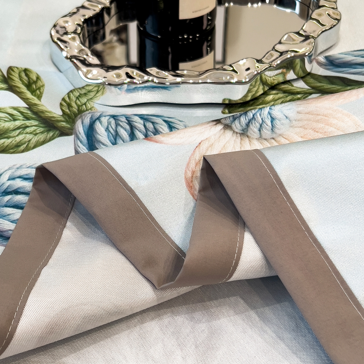 91家纺网 家纺一手货源 找家纺 柏薇 2026新款冰丝凉席床单款凉席三件套系列 拾光者