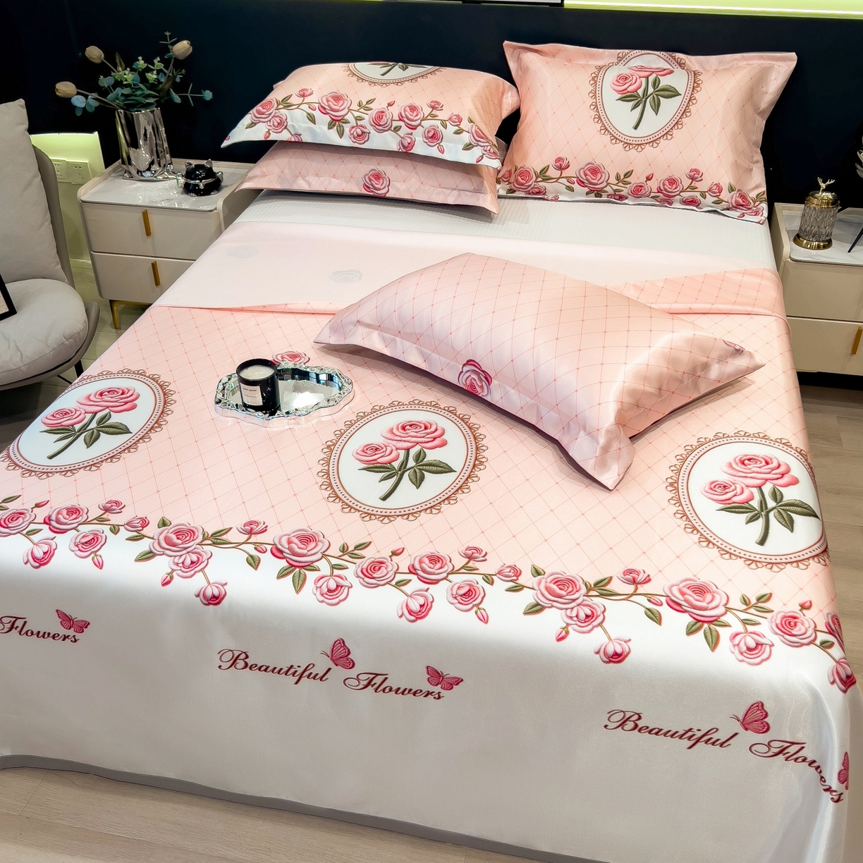 91家纺网 家纺一手货源 找家纺 柏薇 2026新款冰丝凉席床单款凉席三件套系列 野莓