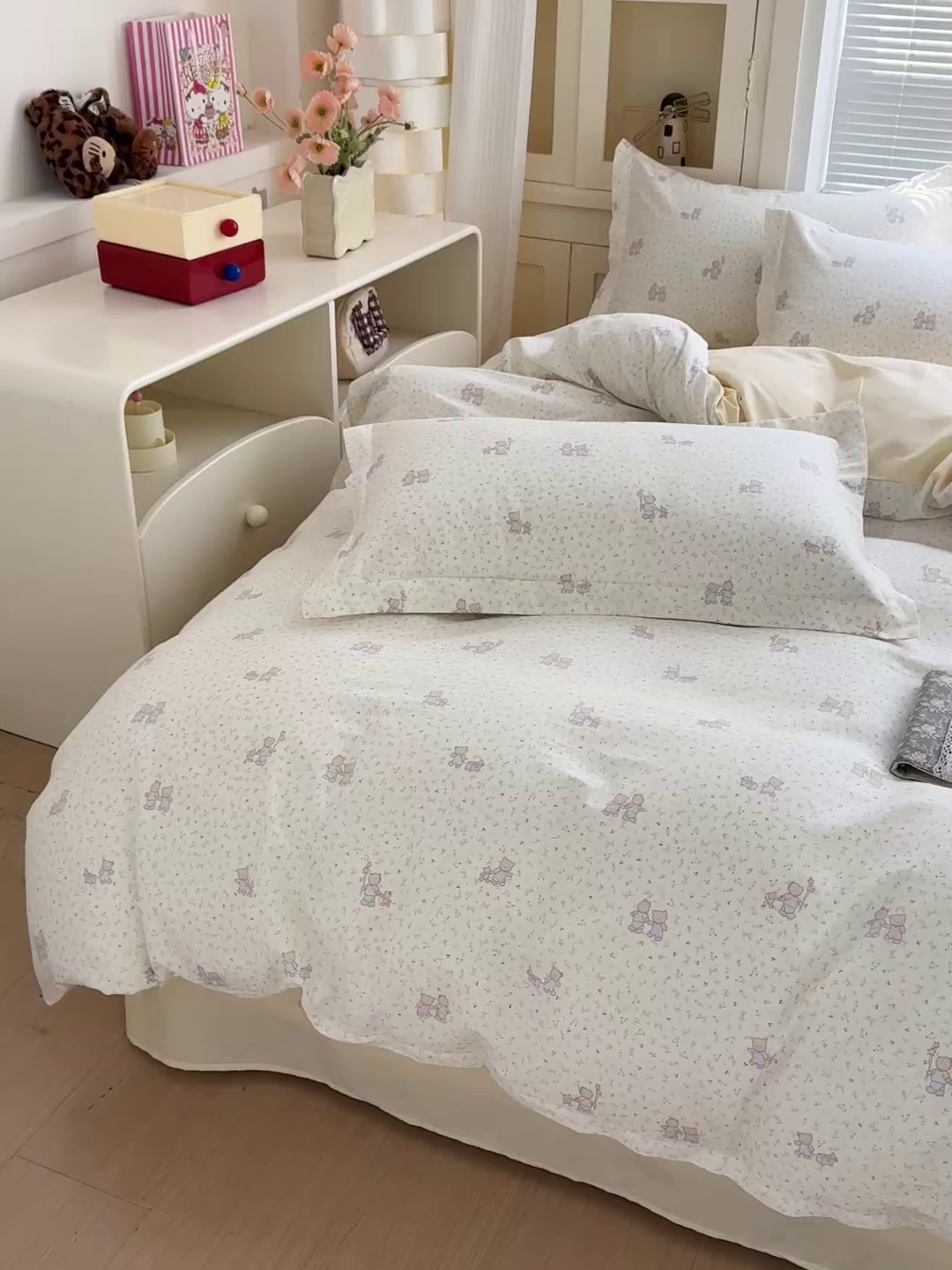 91家纺网 家纺一手货源 找家纺 董成龙家纺 2026春夏新款100%全棉纯棉印花四件套印花卡通系列三件套（喷气工艺） 蜜罐家族