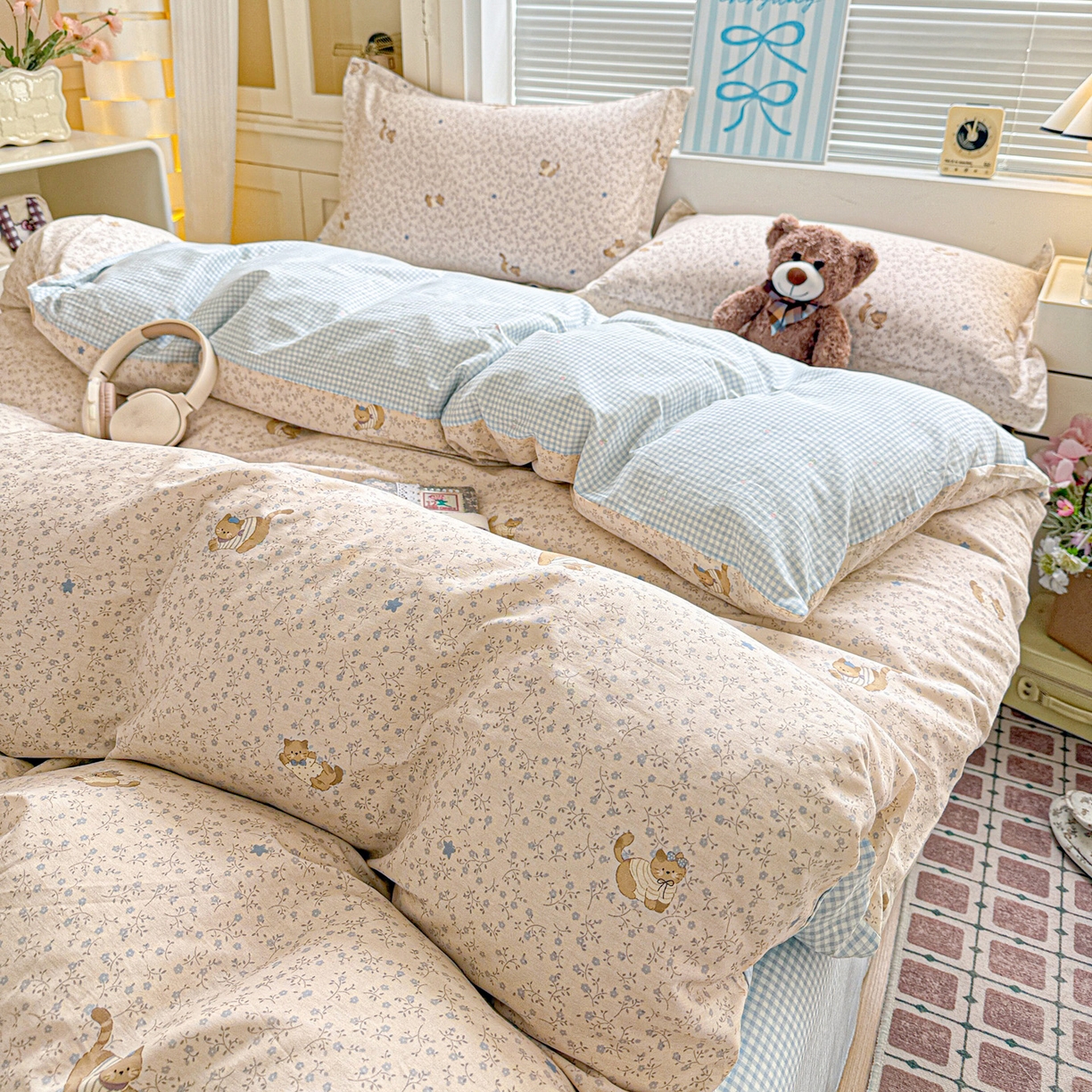 91家纺网 家纺一手货源 找家纺 董成龙家纺 2026春夏新款100%全棉纯棉印花四件套印花卡通系列三件套（喷气工艺） 明洞喵喵