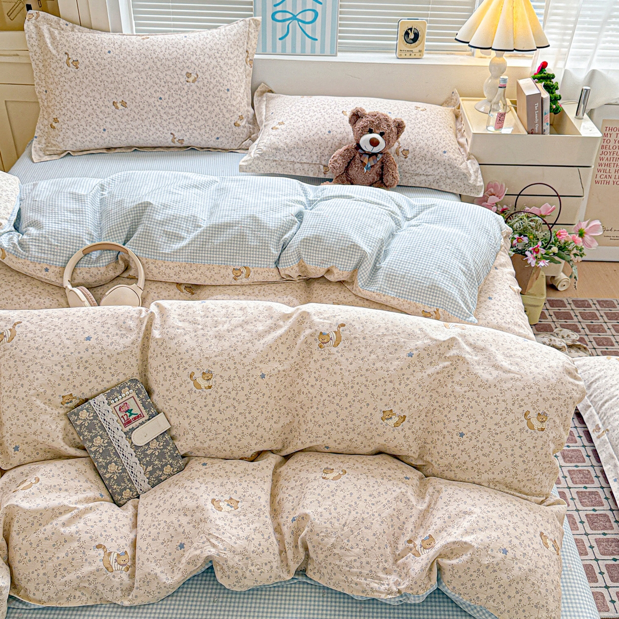 91家纺网 家纺一手货源 找家纺 董成龙家纺 2026春夏新款100%全棉纯棉印花四件套印花卡通系列三件套（喷气工艺） 明洞喵喵