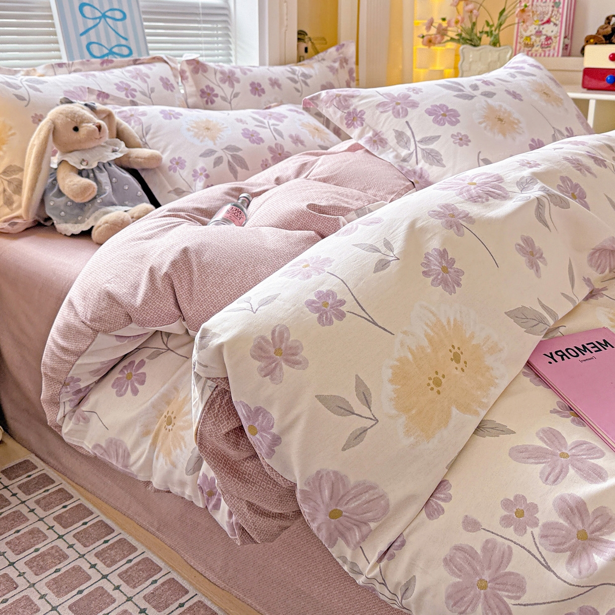 91家纺网 家纺一手货源 找家纺 董成龙家纺 2026春夏新款100%全棉纯棉印花四件套印花卡通系列三件套（喷气工艺） 秋日确幸-豆沙