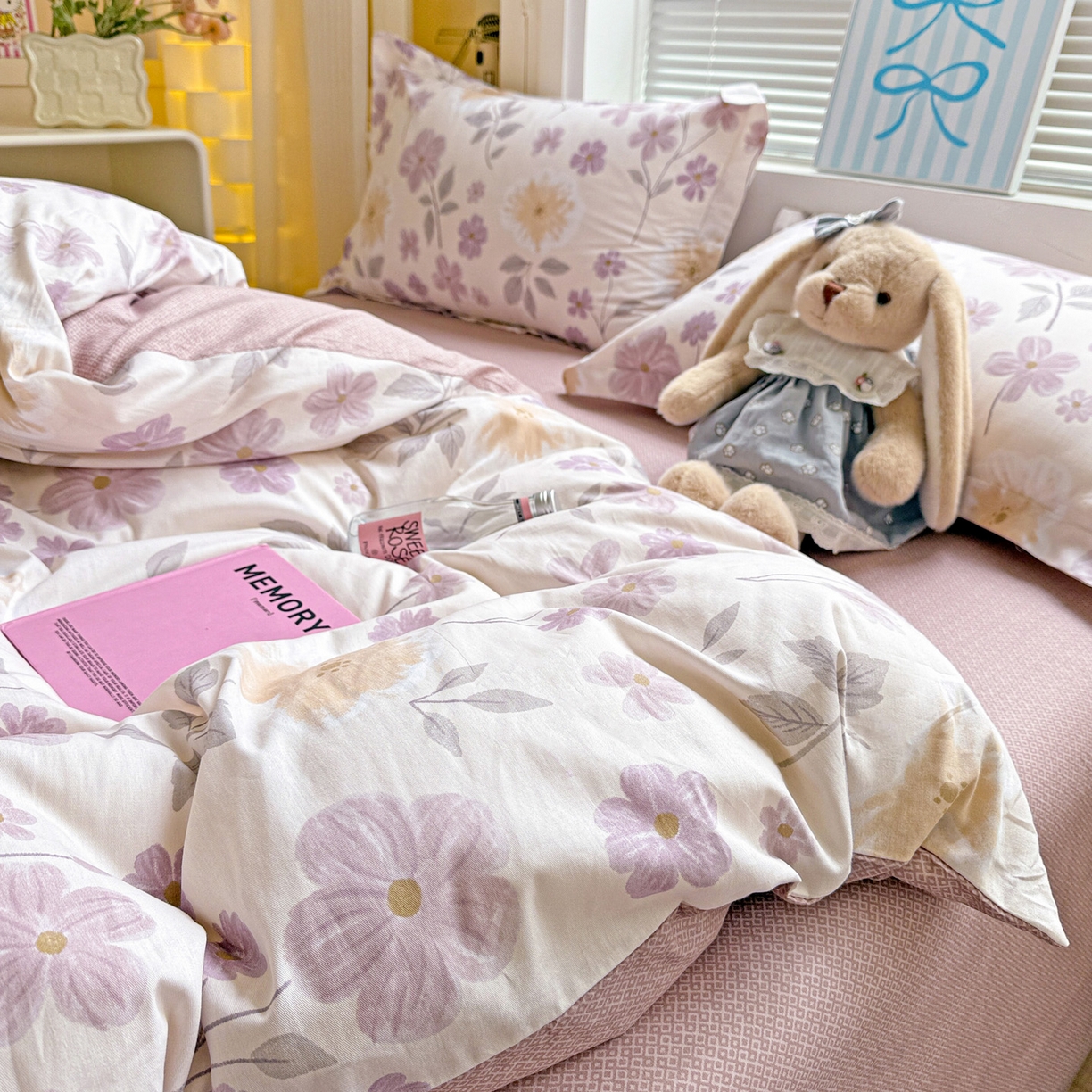 91家纺网 家纺一手货源 找家纺 董成龙家纺 2026春夏新款100%全棉纯棉印花四件套印花卡通系列三件套（喷气工艺） 秋日确幸-豆沙