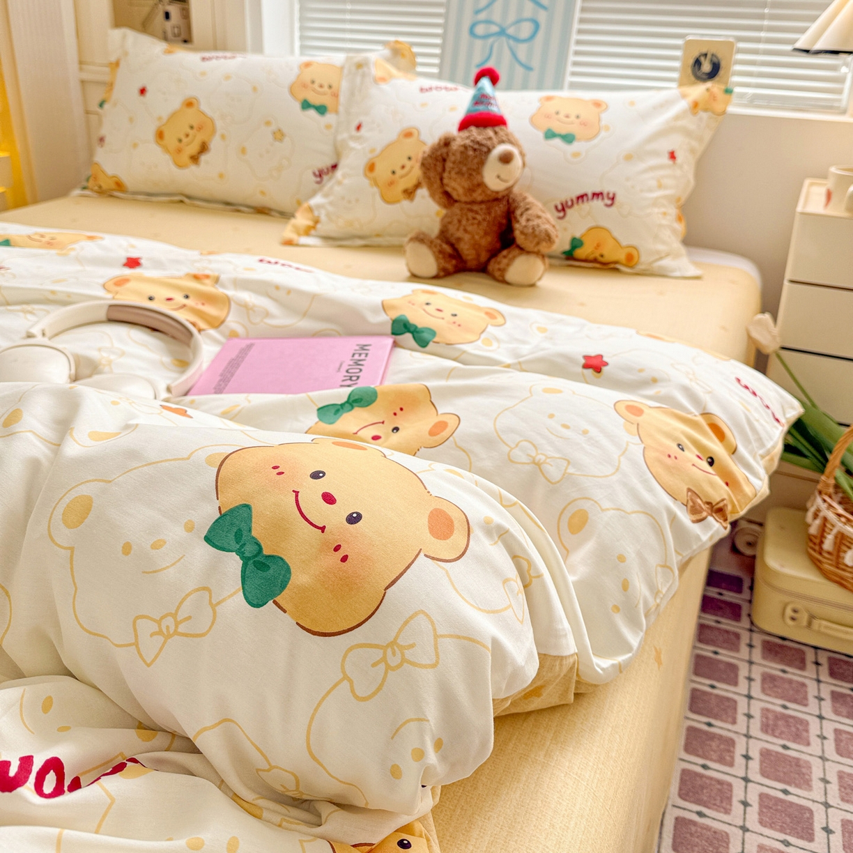 91家纺网 家纺一手货源 找家纺 董成龙家纺 2026春夏新款100%全棉纯棉印花四件套印花卡通系列三件套（喷气工艺） 瑞迪熊