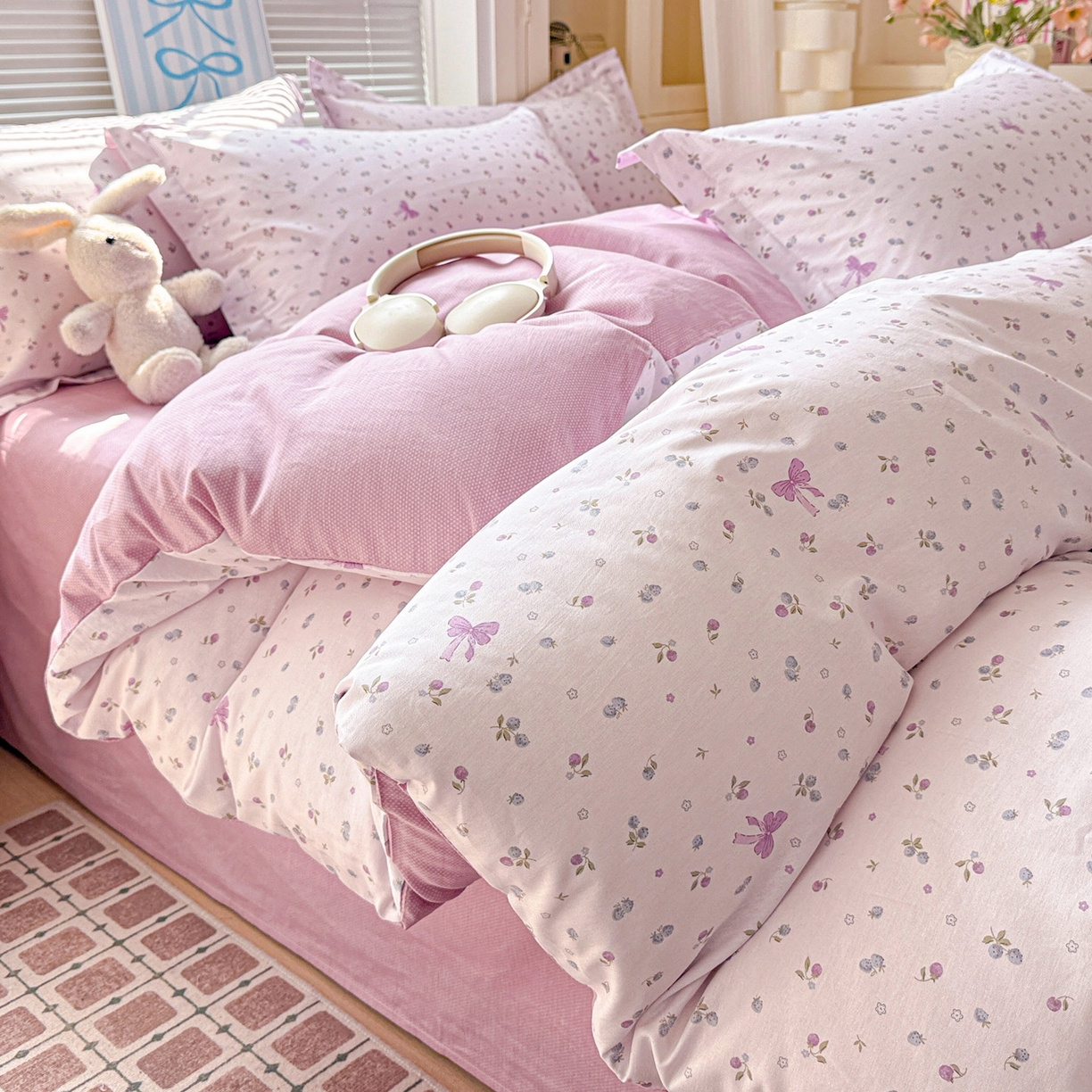 91家纺网 家纺一手货源 找家纺 董成龙家纺 2026春夏新款100%全棉纯棉印花四件套印花卡通系列三件套（喷气工艺） 童话花町