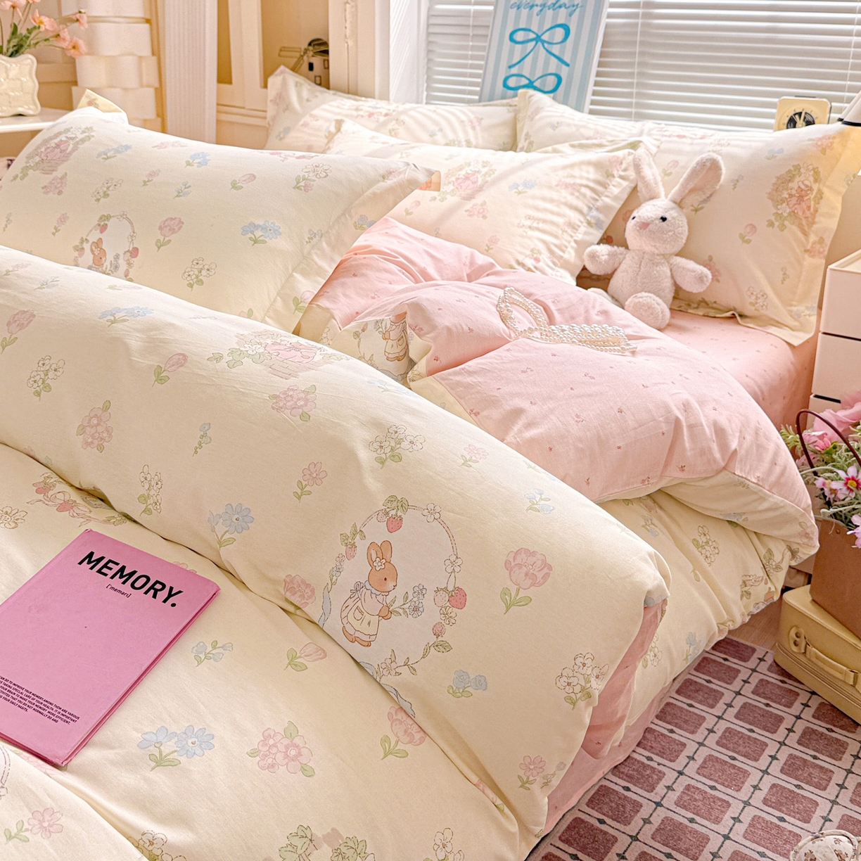 91家纺网 家纺一手货源 找家纺 董成龙家纺 2026春夏新款100%全棉纯棉印花四件套印花卡通系列三件套（喷气工艺） 兔茶春序