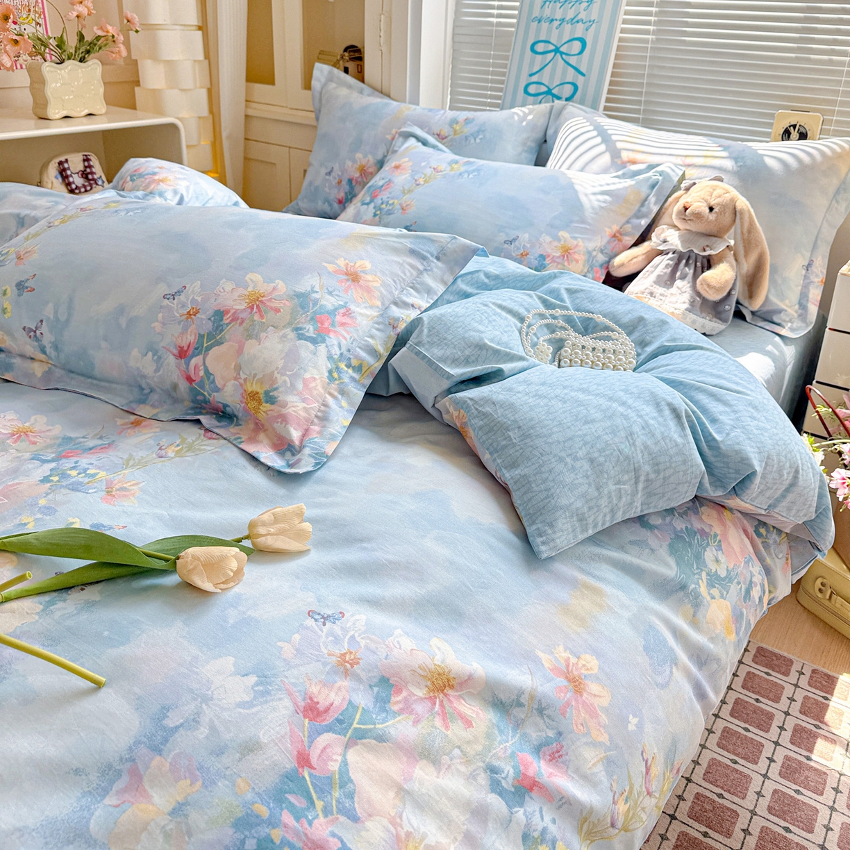 91家纺网 家纺一手货源 找家纺 董成龙家纺 2026春夏新款100%全棉纯棉印花四件套印花卡通系列三件套（喷气工艺） 雾里寻花