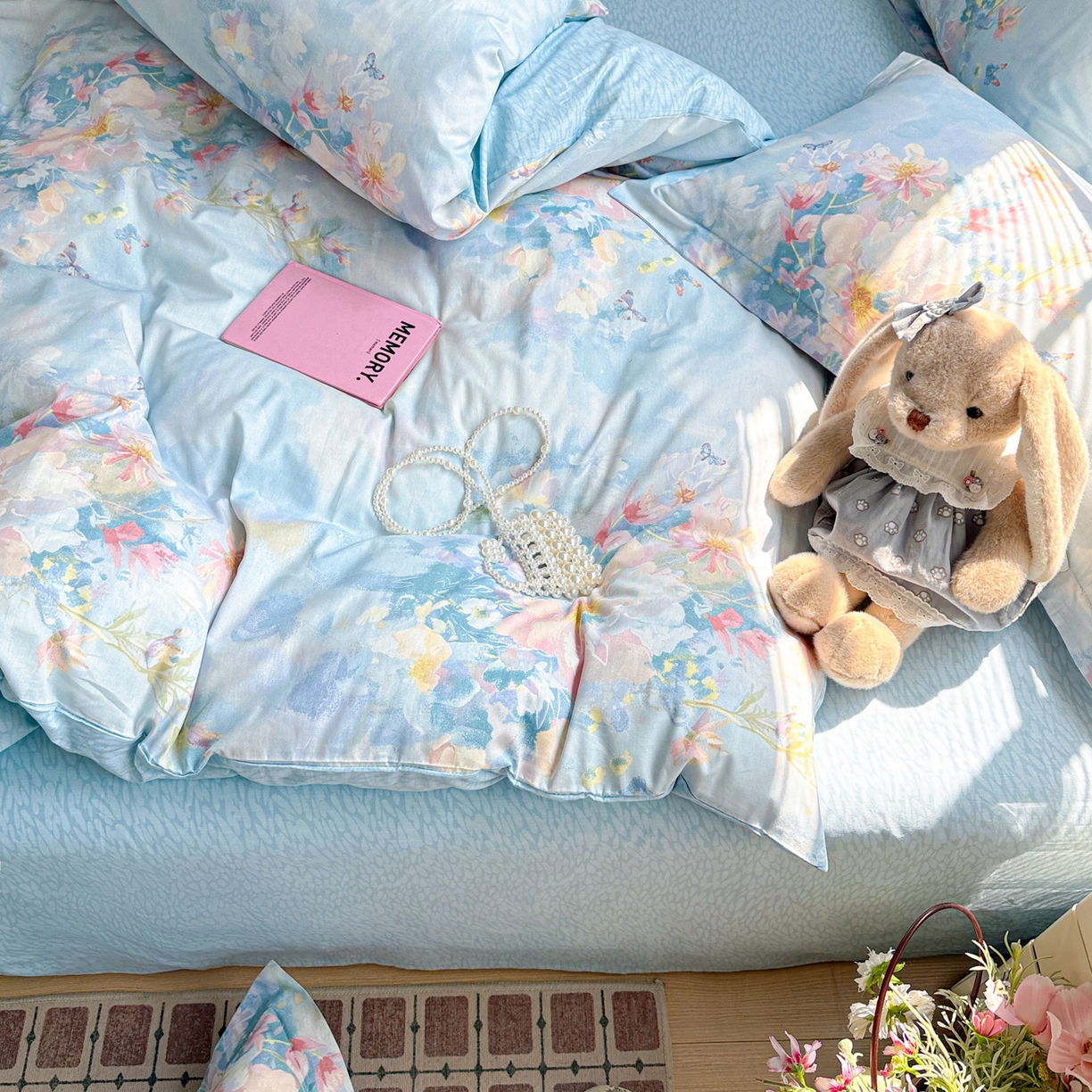 91家纺网 家纺一手货源 找家纺 董成龙家纺 2026春夏新款100%全棉纯棉印花四件套印花卡通系列三件套（喷气工艺） 雾里寻花