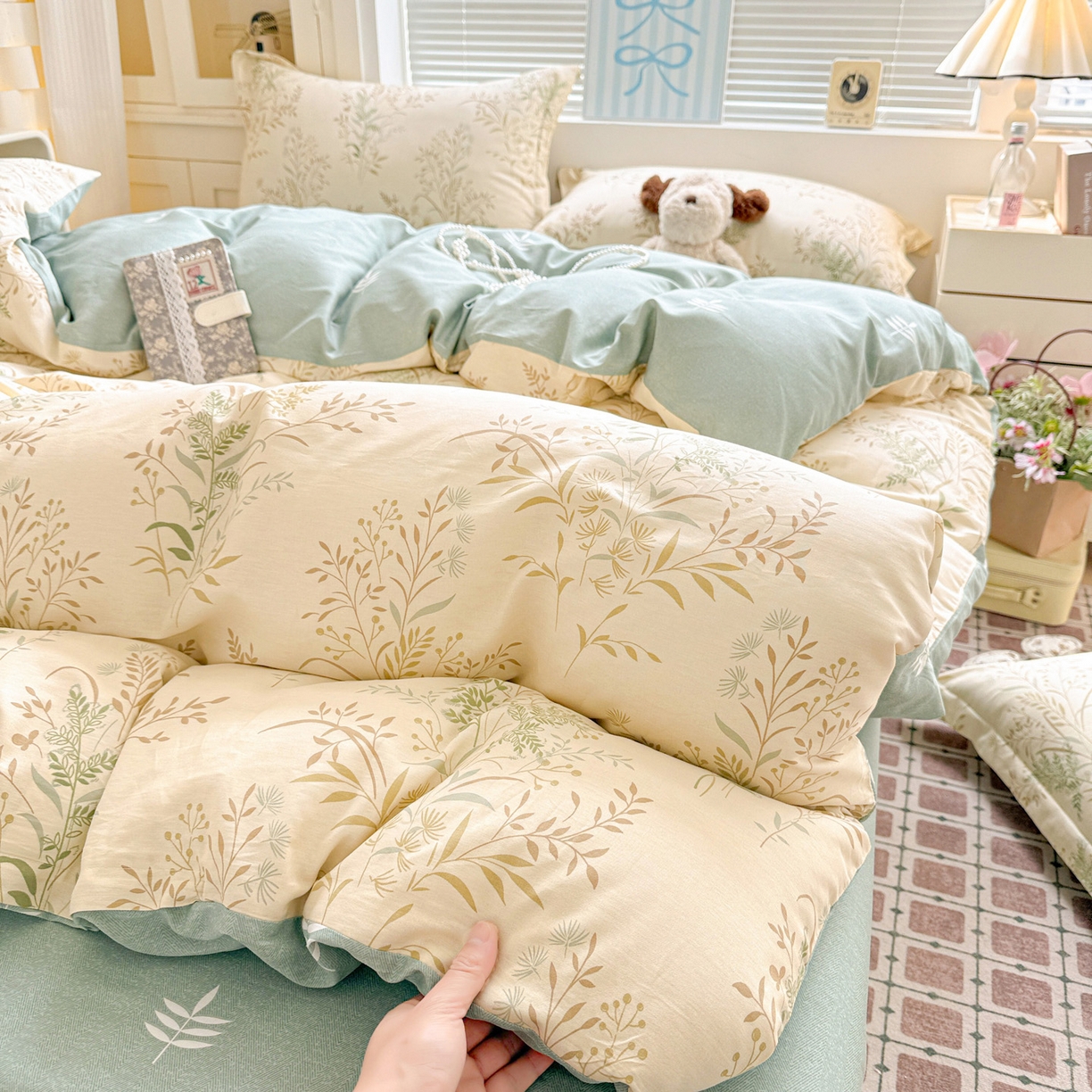 91家纺网 家纺一手货源 找家纺 董成龙家纺 2026春夏新款100%全棉纯棉印花四件套印花卡通系列三件套（喷气工艺） 仙草悠悠