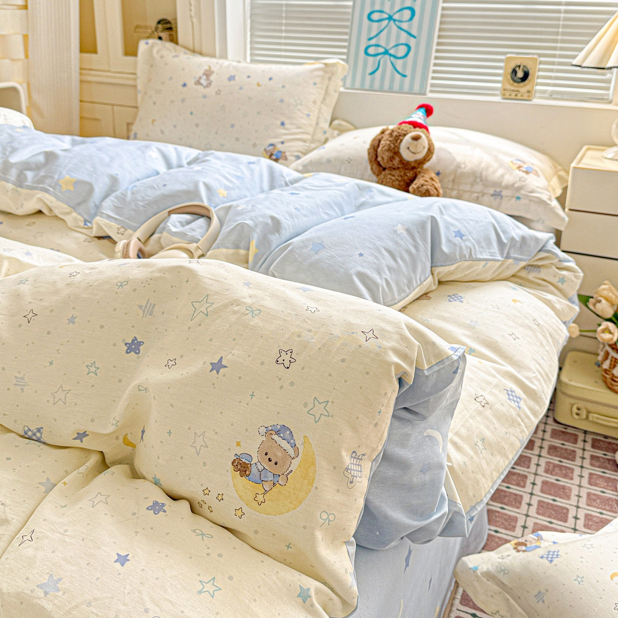 91家纺网 家纺一手货源 找家纺 董成龙家纺 2026春夏新款100%全棉纯棉印花四件套印花卡通系列三件套（喷气工艺） 星眠小熊