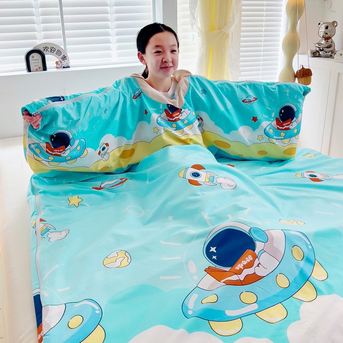 91家纺网 家纺一手货源 找家纺 萌朵家纺 2025新款豆豆绒全棉防踢被-结合牛奶绒绒防踢被 飞碟