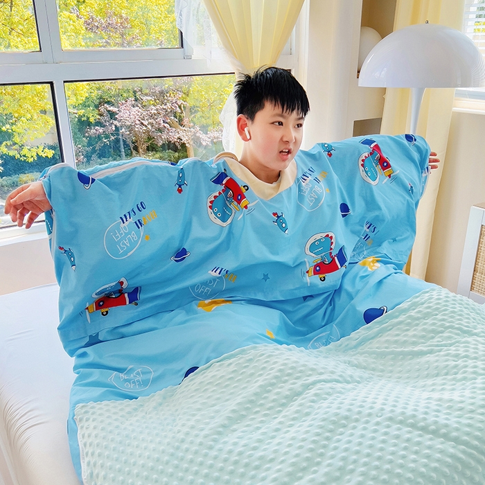 91家纺网 家纺一手货源 找家纺 萌朵家纺 2025新款豆豆绒全棉防踢被-结合牛奶绒绒防踢被 恐龙飞船