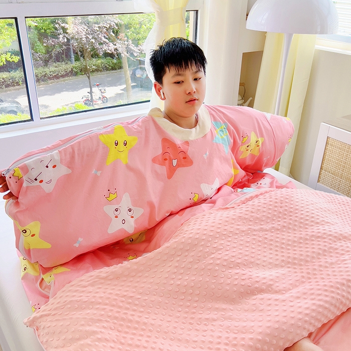 91家纺网 家纺一手货源 找家纺 萌朵家纺 2025新款豆豆绒全棉防踢被-结合牛奶绒绒防踢被 满天星