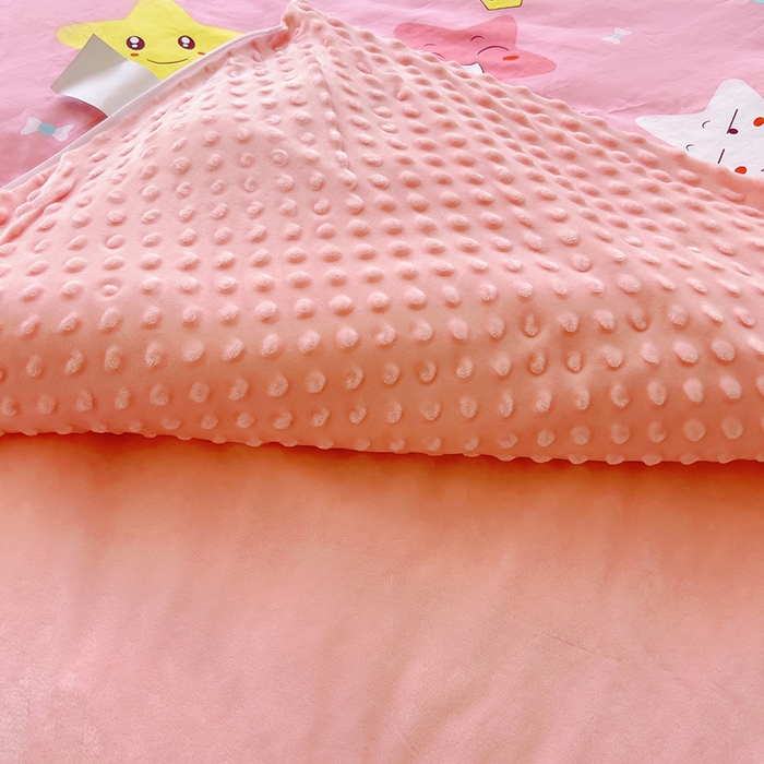 91家纺网 家纺一手货源 找家纺 萌朵家纺 2025新款豆豆绒全棉防踢被-结合牛奶绒绒防踢被 满天星