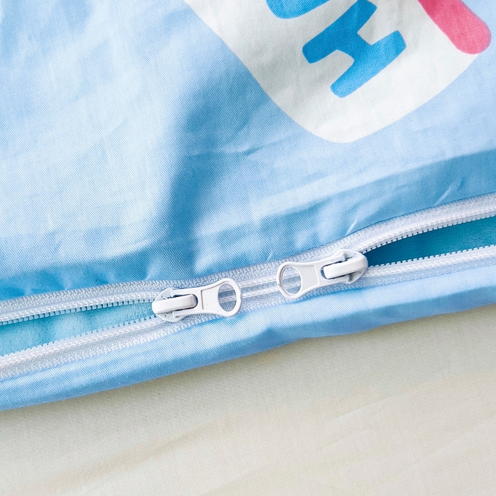 91家纺网 家纺一手货源 找家纺 萌朵家纺 2025新款豆豆绒全棉防踢被-结合牛奶绒绒防踢被 甜甜圈