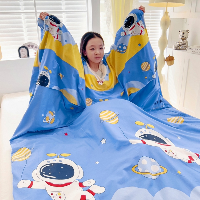 91家纺网 家纺一手货源 找家纺 萌朵家纺 2025新款豆豆绒全棉防踢被-结合牛奶绒绒防踢被 外星人