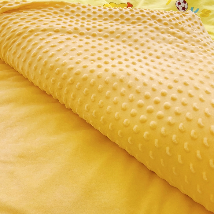 91家纺网 家纺一手货源 找家纺 萌朵家纺 2025新款豆豆绒全棉防踢被-结合牛奶绒绒防踢被 小鸭踢球黄