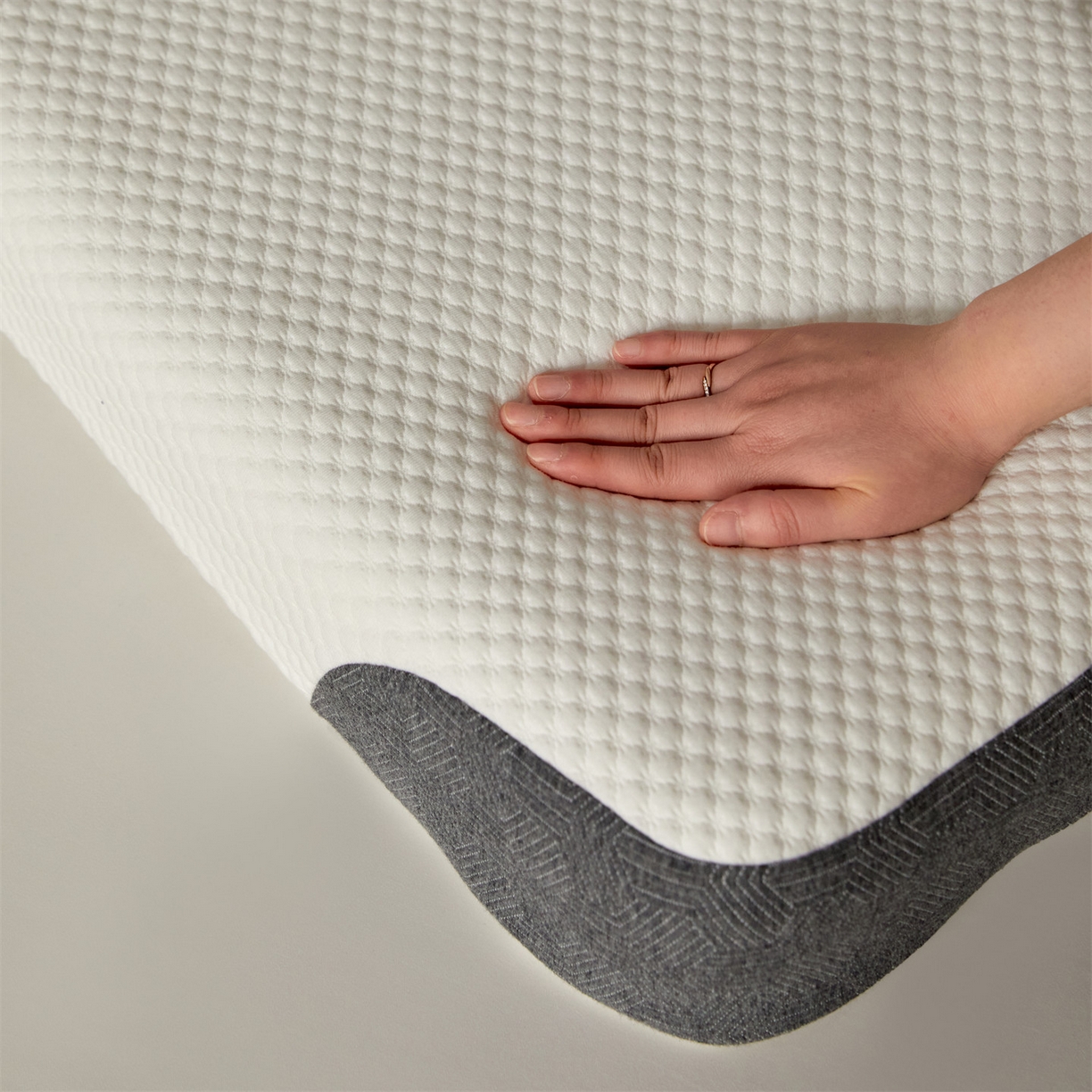 91家纺网 家纺一手货源 找家纺 （总）头等舱 2026新款弹簧分区深睡功能工学记忆棉枕芯