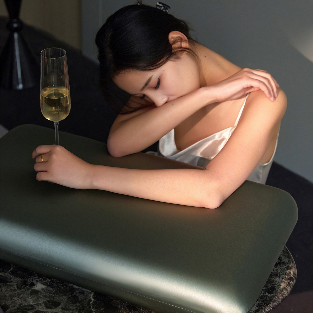 （总）头等舱 2026新款高奢凝胶翡翠玉石深睡平安记忆棉枕芯