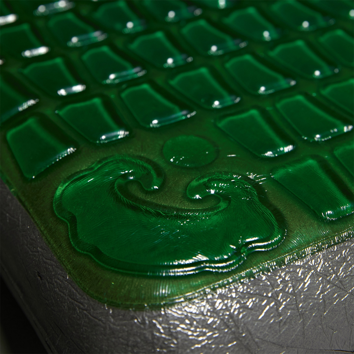 91家纺网 家纺一手货源 找家纺 （总）头等舱 2026新款高奢凝胶翡翠玉石深睡平安记忆棉枕芯