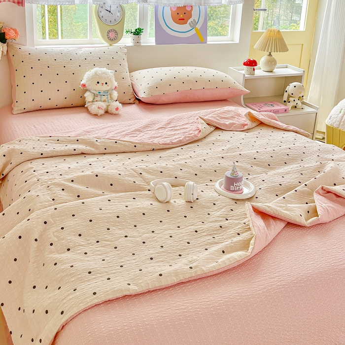 91家纺网 家纺一手货源 找家纺 利禾家纺 2026春夏新款泡芙纱简约夏被四件套夏凉被空调被 波点-简约