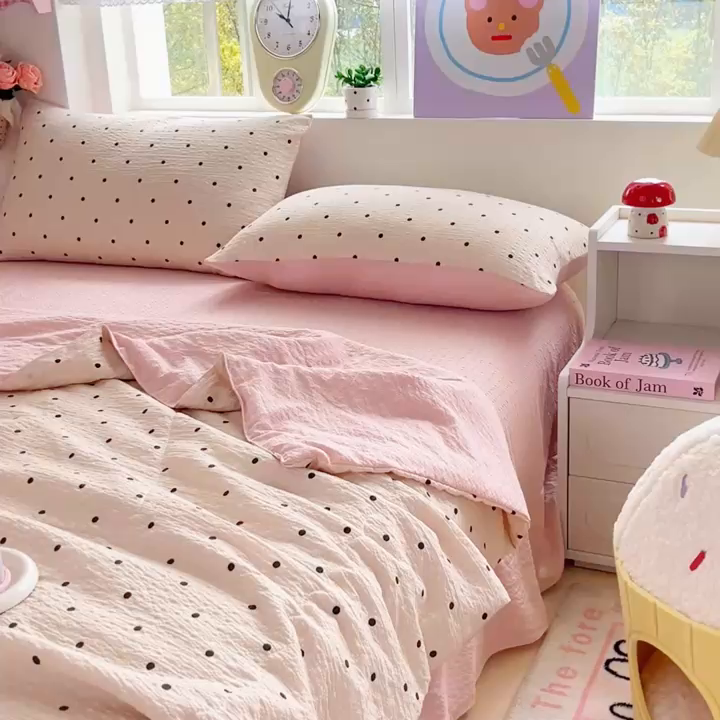 91家纺网 家纺一手货源 找家纺 利禾家纺 2026春夏新款泡芙纱简约夏被四件套夏凉被空调被 波点-简约