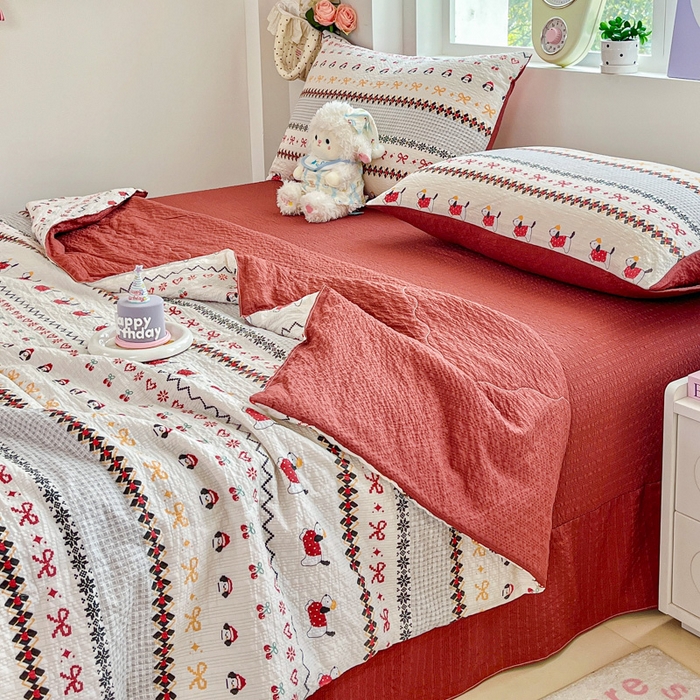 91家纺网 家纺一手货源 找家纺 利禾家纺 2026春夏新款泡芙纱简约夏被四件套夏凉被空调被 费尔岛-简约