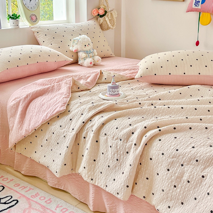 91家纺网 家纺一手货源 找家纺 利禾家纺 2026春夏新款泡芙纱简约夏被四件套夏凉被空调被 波点-简约