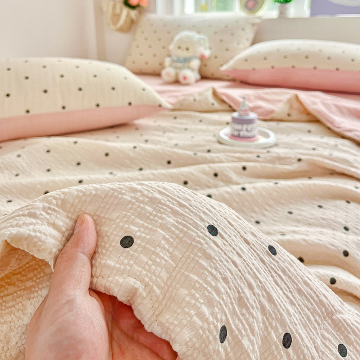 91家纺网 家纺一手货源 找家纺 利禾家纺 2026春夏新款泡芙纱简约夏被四件套夏凉被空调被 波点-简约