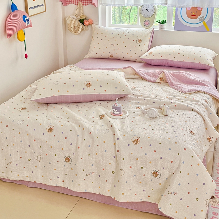 91家纺网 家纺一手货源 找家纺 利禾家纺 2026春夏新款泡芙纱简约夏被四件套夏凉被空调被 熊博士-简约