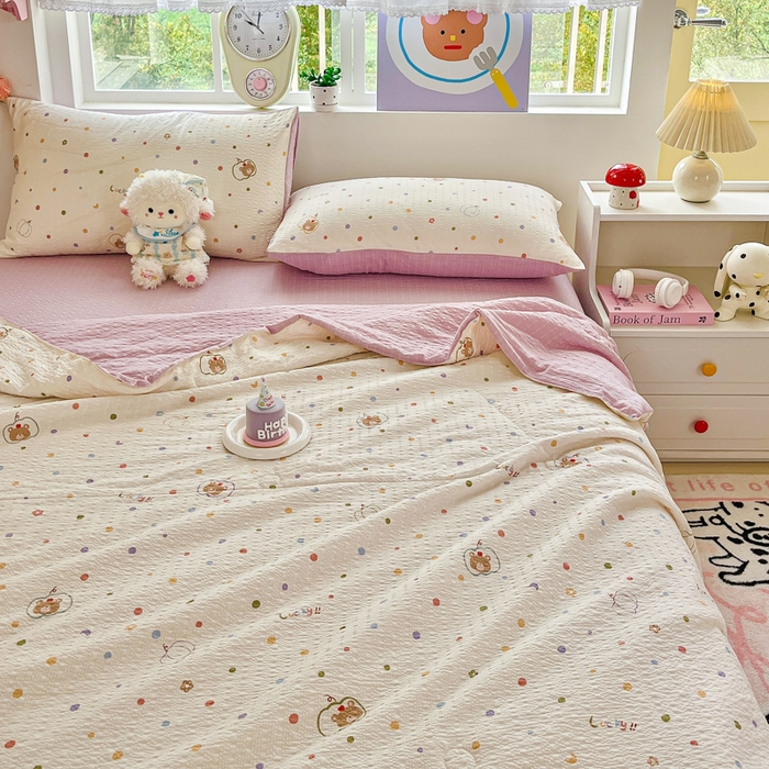 91家纺网 家纺一手货源 找家纺 利禾家纺 2026春夏新款泡芙纱简约夏被四件套夏凉被空调被 熊博士-简约